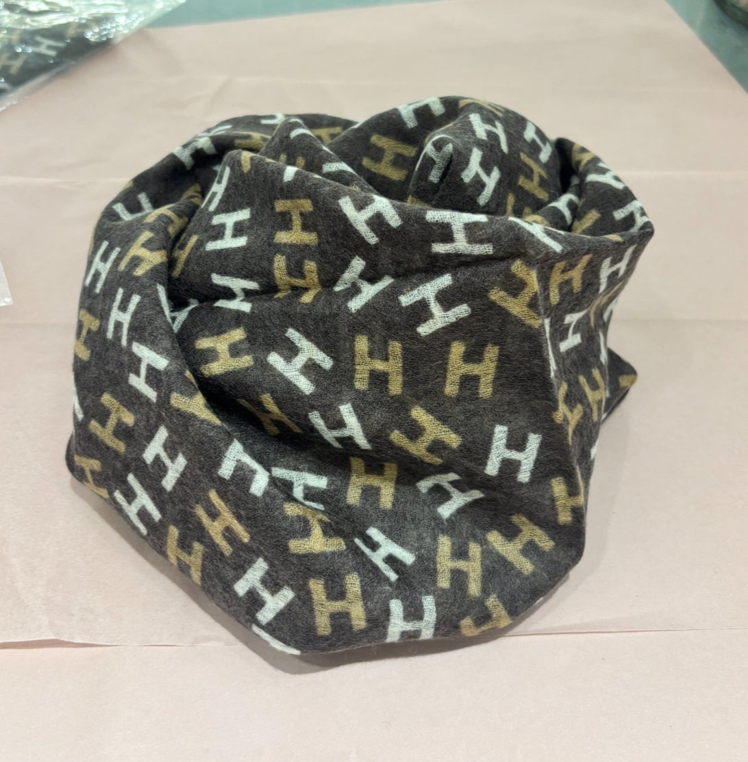 Hemisphere  Scarf woven print 90x90