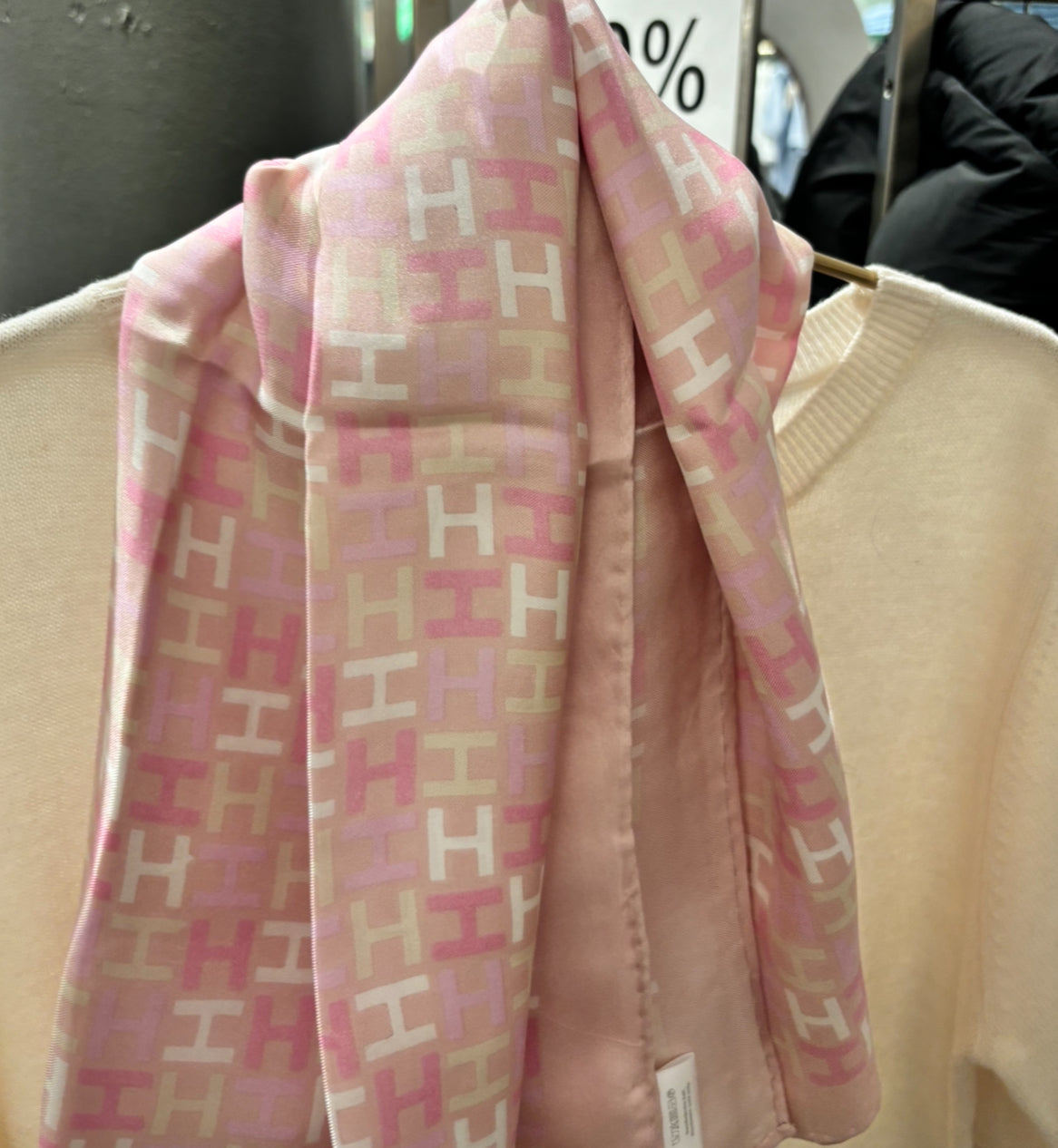 Scarf H print vowen  silk