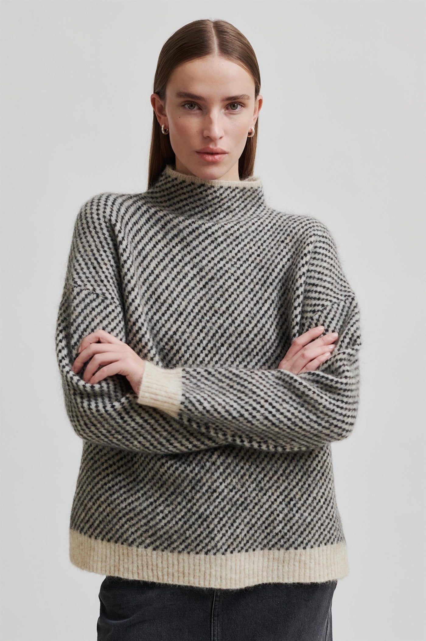 Capella Knit T-neck