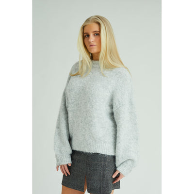 Patrisia solid knit pullover