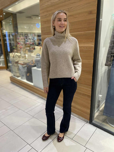 Dear Dharma  Selma sweater