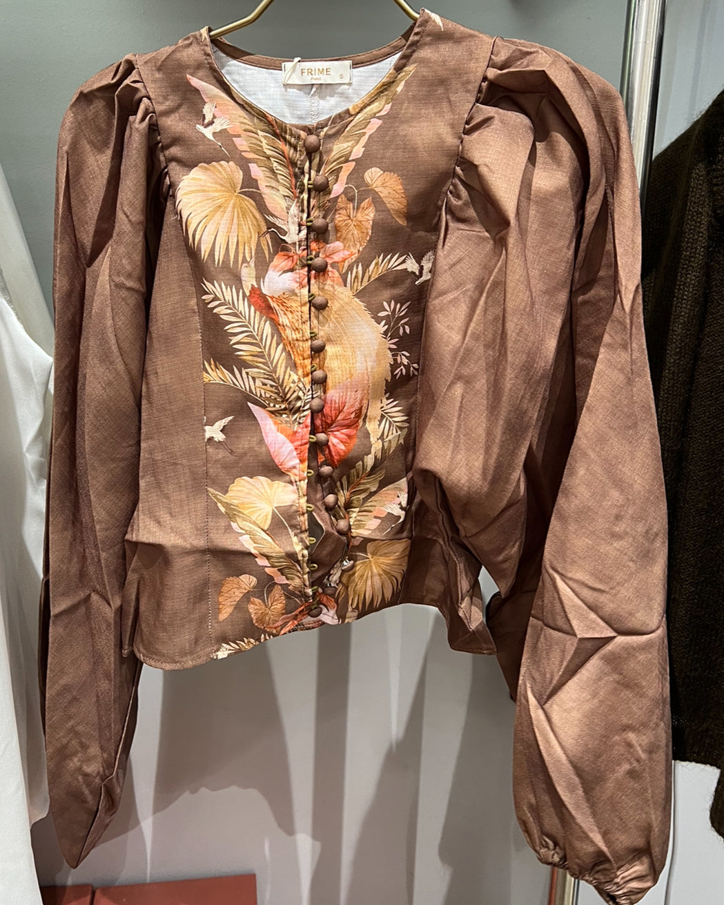 Elle & Rosa  Brun bluse med planter