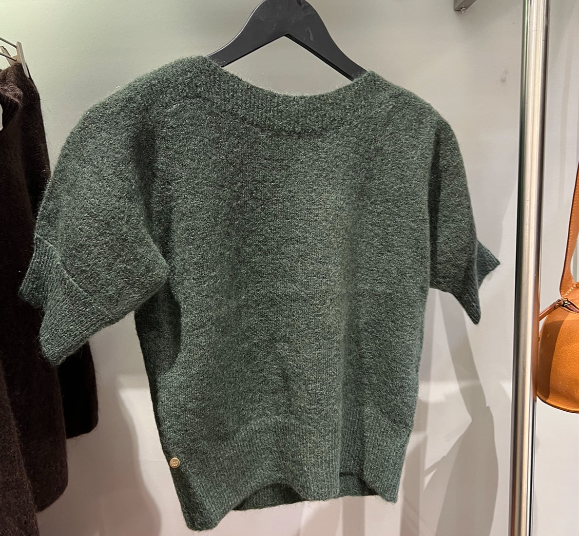 RAH  Boat neck t-shirt