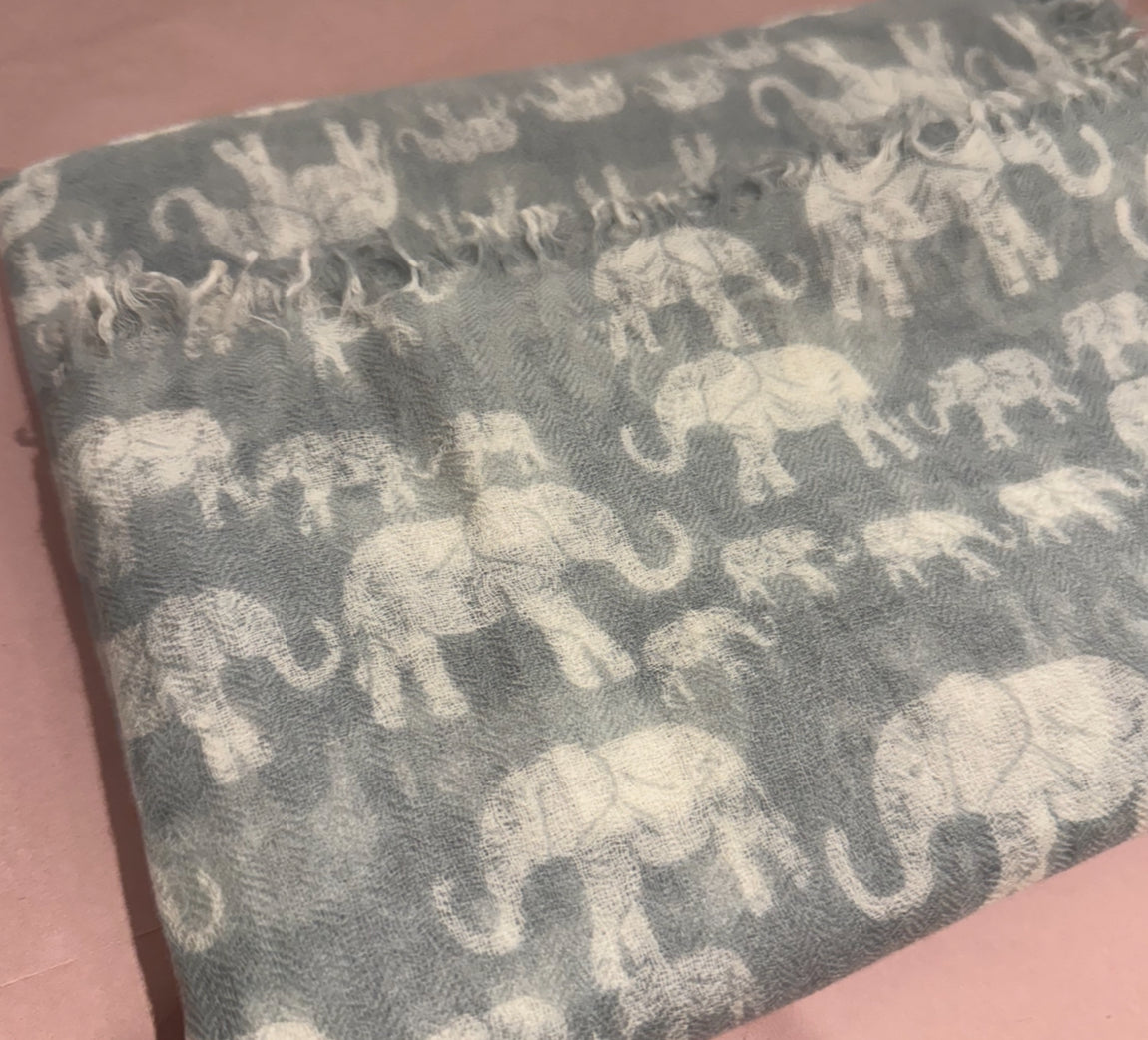 Hemisphere  Bluck-bwb scarf elephant print