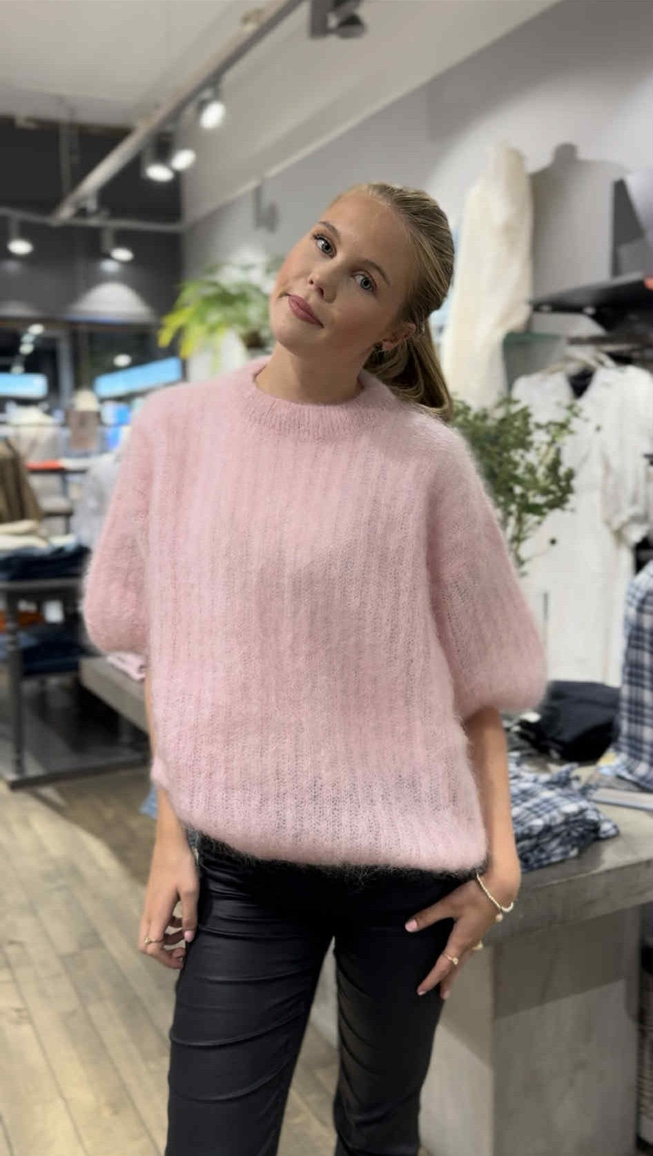 Elle & Rosa  Mohair topp med kort arm